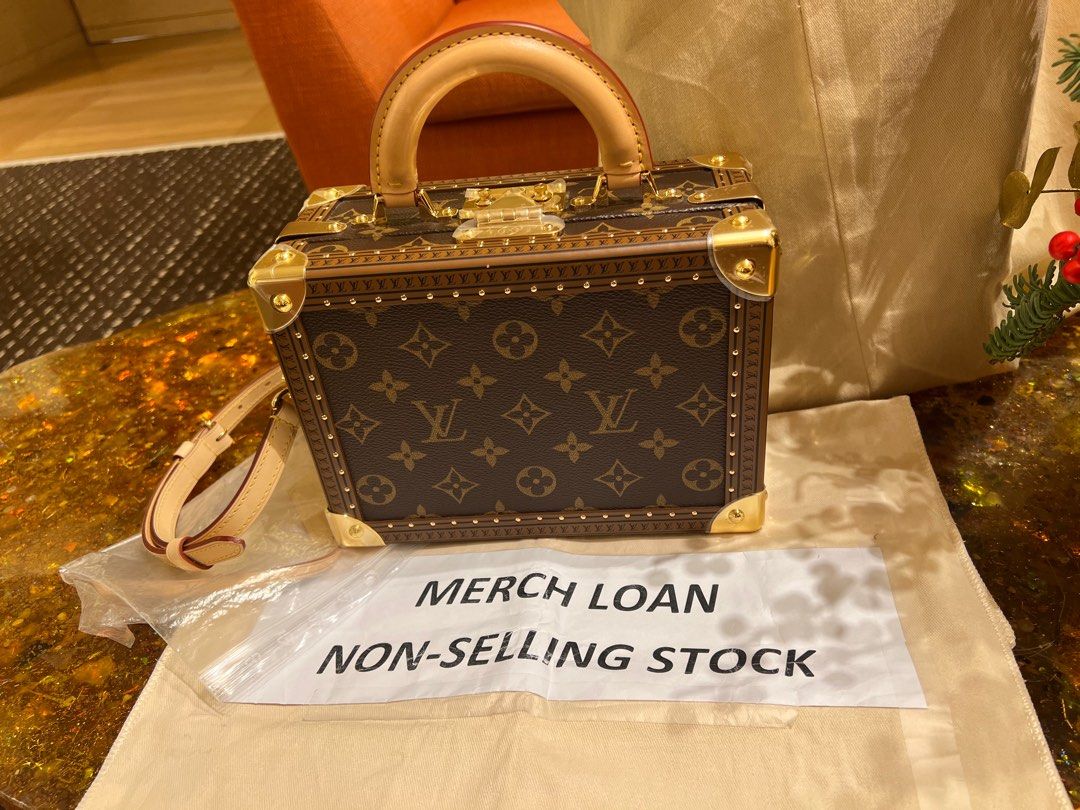 Shop Louis Vuitton Petite valise (M20468) by LESSISMORE☆