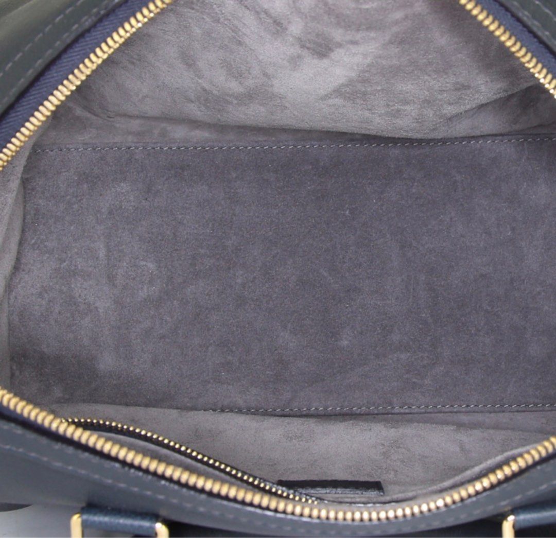 Louis Vuitton Navy blue Leather ref.788989 - Joli Closet