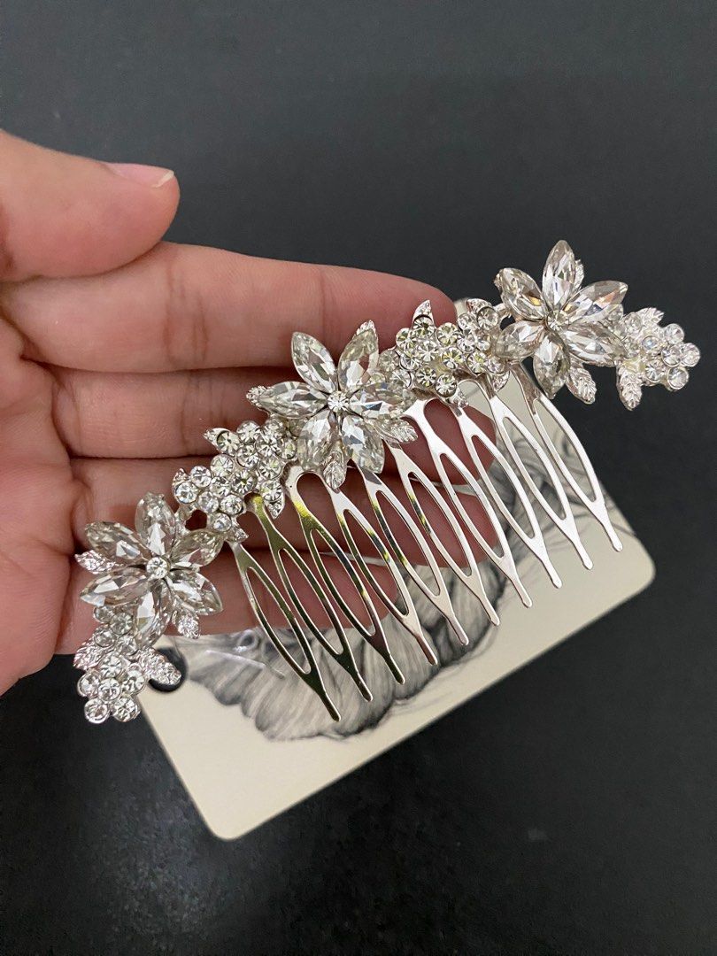 Lovisa sale hair accessories