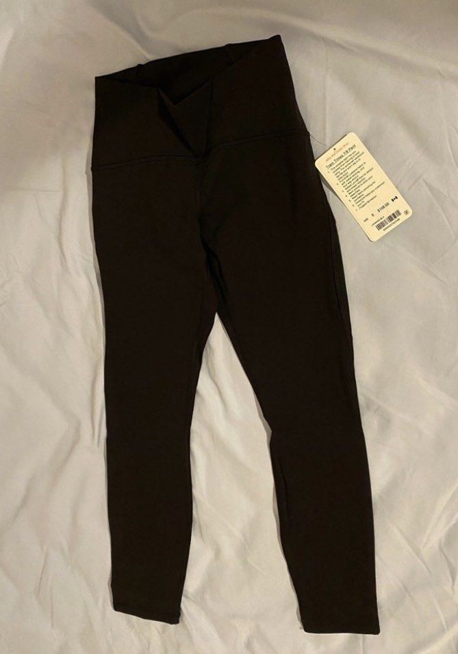 Size 2 XS) LULULEMON Aligns 7/8 Camo Sports Tights Leggings 11306, Women's  Fashion, Activewear on Carousell