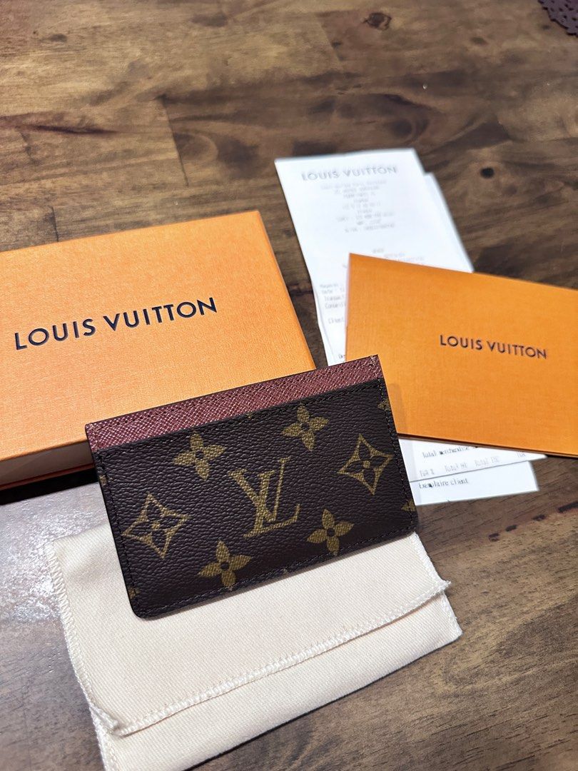 LV monogram cardholder (Category: Bags & Wallets) located in Singapore. Submitted by shelliesweet (Listing ID 1242534310, Image 1). Description: BN LV cardholder - comes with receipt/ box /paperbag and dustbag - purchased from Paris in December 2022 .