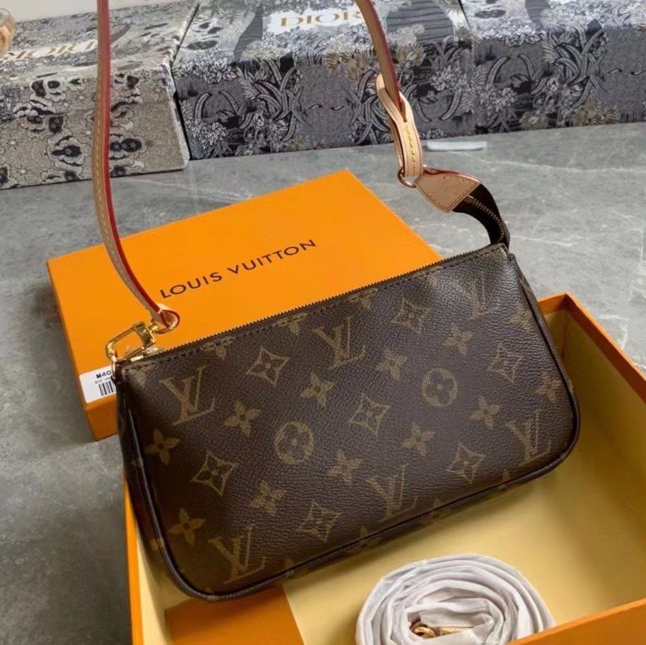 Diane Louis Vuitton Handbags for Women - Vestiaire Collective
