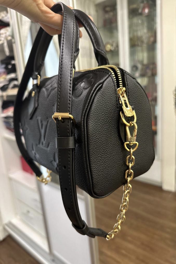 LV Speedy 20 Bandouliere Black, Luxury, Bags & Wallets on Carousell