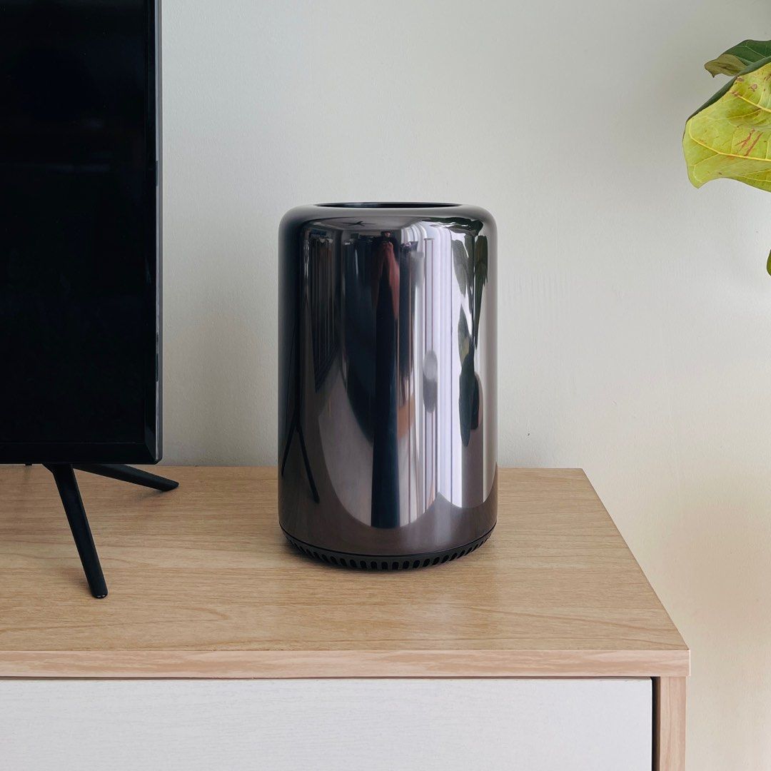 Mac Pro Trash Can - Xeon E5 / 64GB / 1TB, Computers & Tech, Desktops on ...