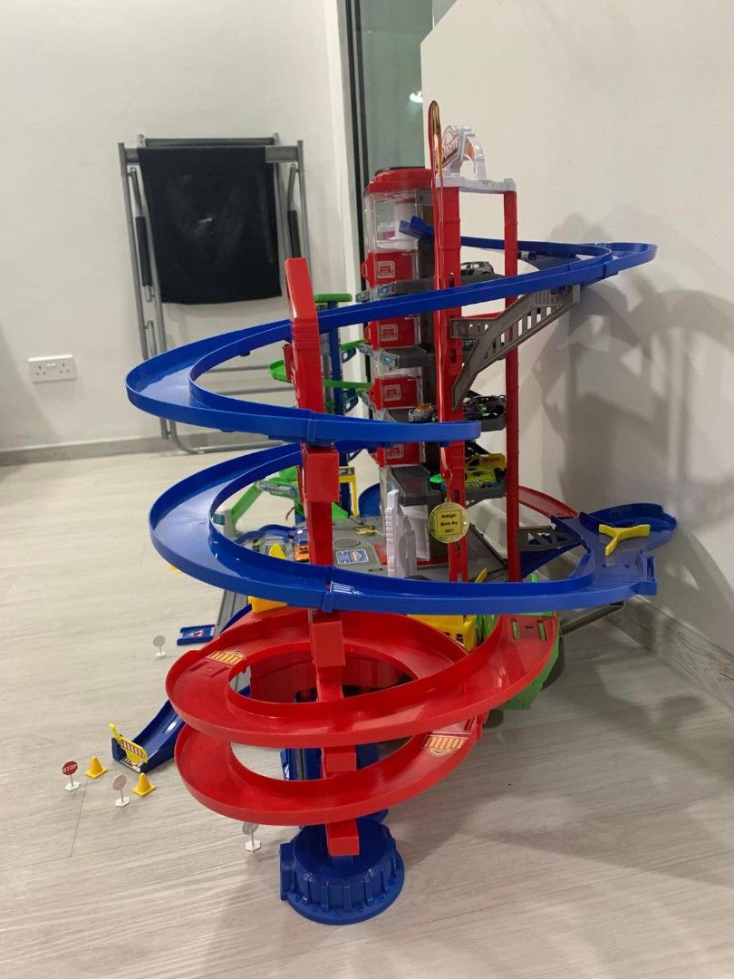Garage Super City Majorette 7 Niveaux - Avec Ascenseurs Motorisés, 6 Voitures Et Effets Lumineux