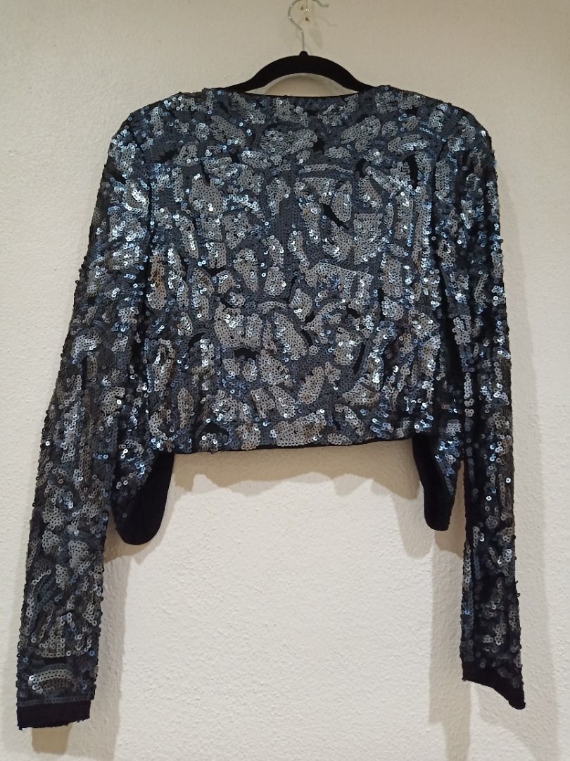 Mango Sequin Jacket (Category: Coats, Jackets and Outerwear) located in Gelugor. Submitted by quaintrelletung-28086 (Listing ID 1242575823, Image 2). Description: .