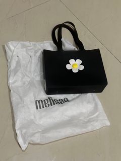 (Kategori: ) berada di . Dikirim oleh clarissaandica (ID iklan 1242584462, Gambar 1). Deskripsi: .