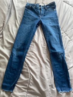 (Category: ) located in . Submitted by bygadis (Listing ID 1242580706, Image 1). Description: .