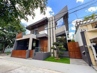 Modern Asian Industrial House for Sale in Don Antonio Royale