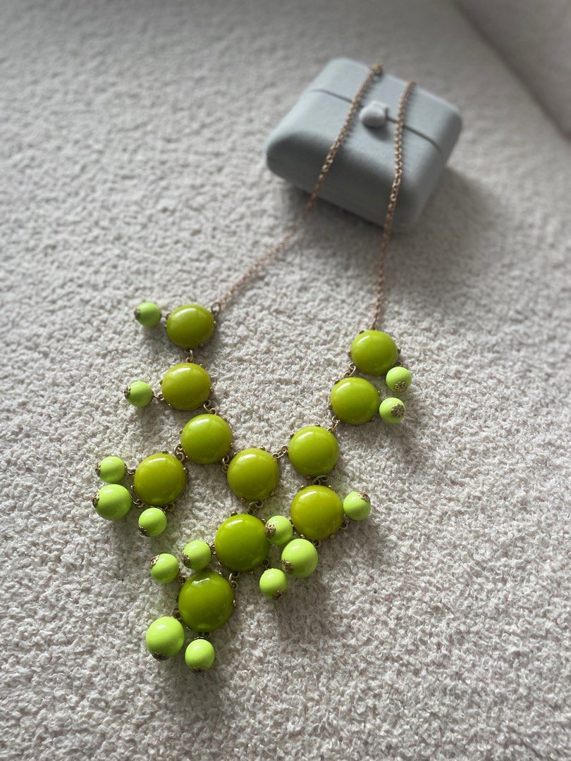 Bright yellow necklace sale