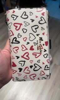 (Category: ) located in . Submitted by ella.preloved (Listing ID 1242587914, Image 1). Description: .