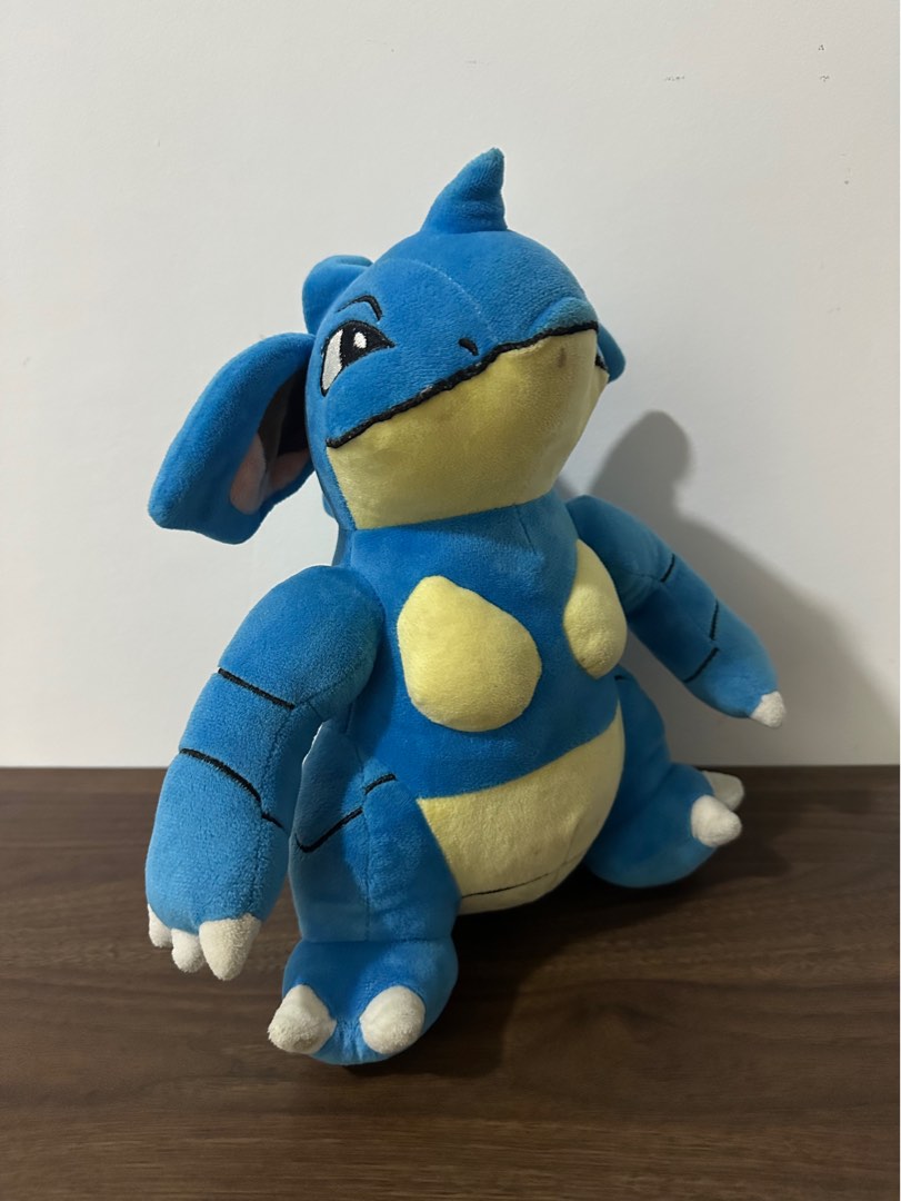 Nidoqueen plush best sale