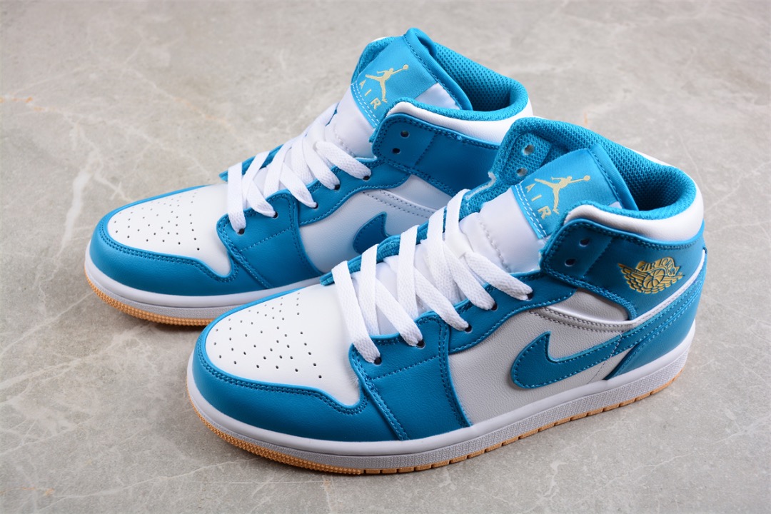 Nike air jordan white and blue online