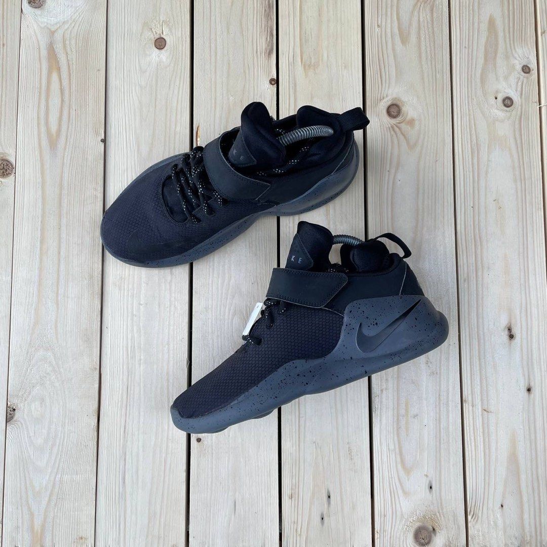 Nike Kwazi SE Triple Black 6UK RM6O Men s Fashion Footwear Sneakers on Carousell