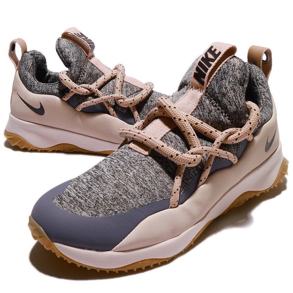 Nike women city loop sneakers size Size US 7.5