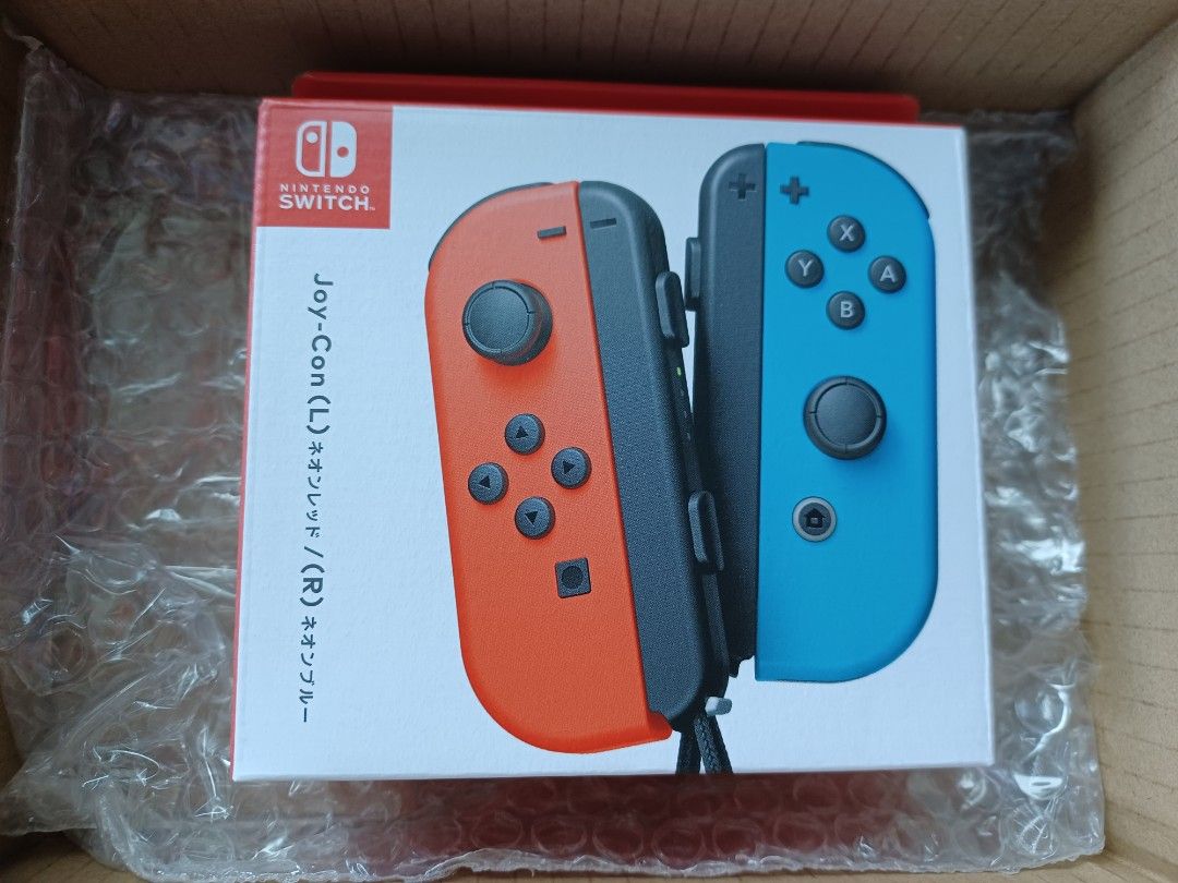 Nintendo Switch Joy-Con (L) Neon Red (R) Neon Blue (JAPANESE