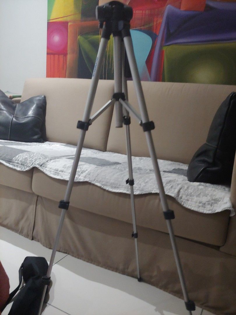 Olympus tripod, Photography, Photography Accessories, Tripods