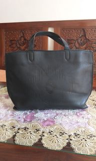 (Kategori: ) berada di . Dikirim oleh phipah (ID iklan 1242627307, Gambar 1). Deskripsi: .