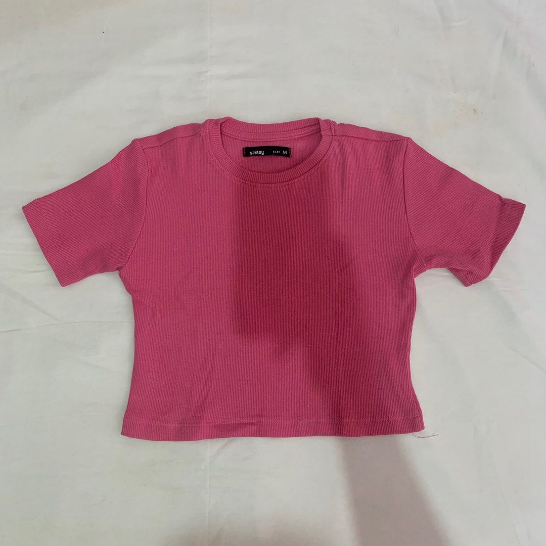 Pink Croptop/ Croptop (Category: Blouses) located in Laoag. Submitted by helpmedeclutter001 (Listing ID 1242575544, Image 1). Description: Used once, bought it online Like vv croptop siya Medium on tag Mop: gcash/bdo/cod Mod: shopee check out.