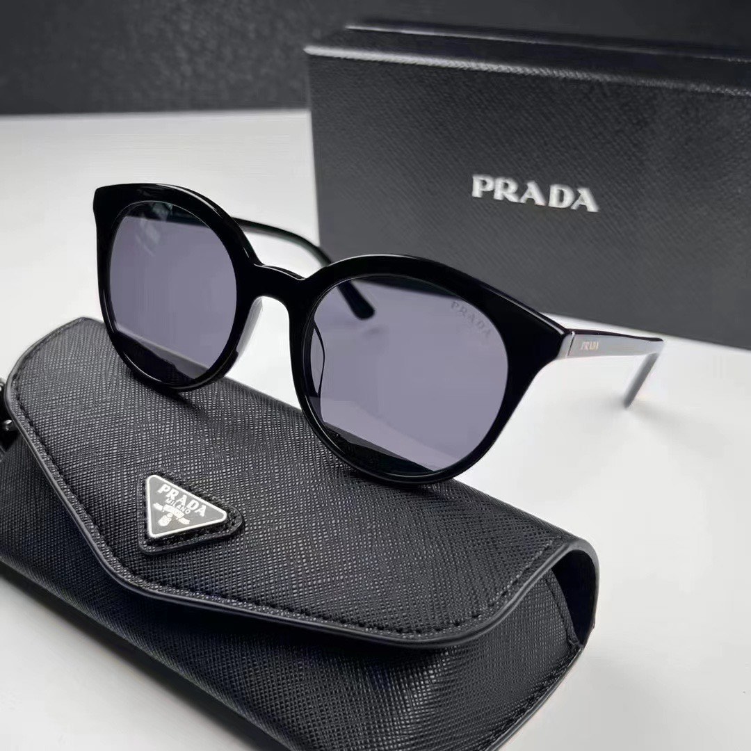 Prada spr02x best sale