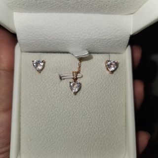(Category: ) located in . Submitted by gemsofheart (Listing ID 1242627559, Image 1). Description: .