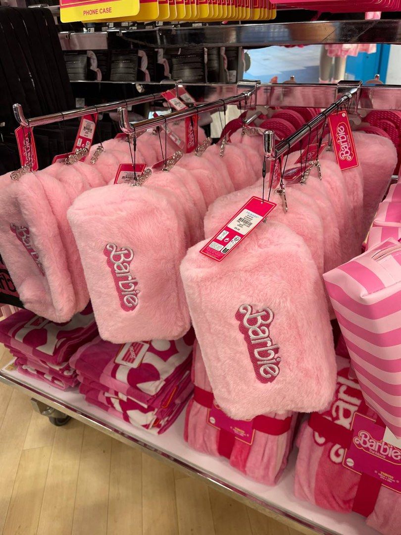 Primark pochette store