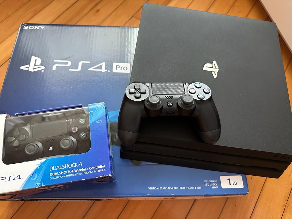 PS4 pro 1TB CUH-7006B型號Jet black, 電子遊戲, 電子遊戲機 