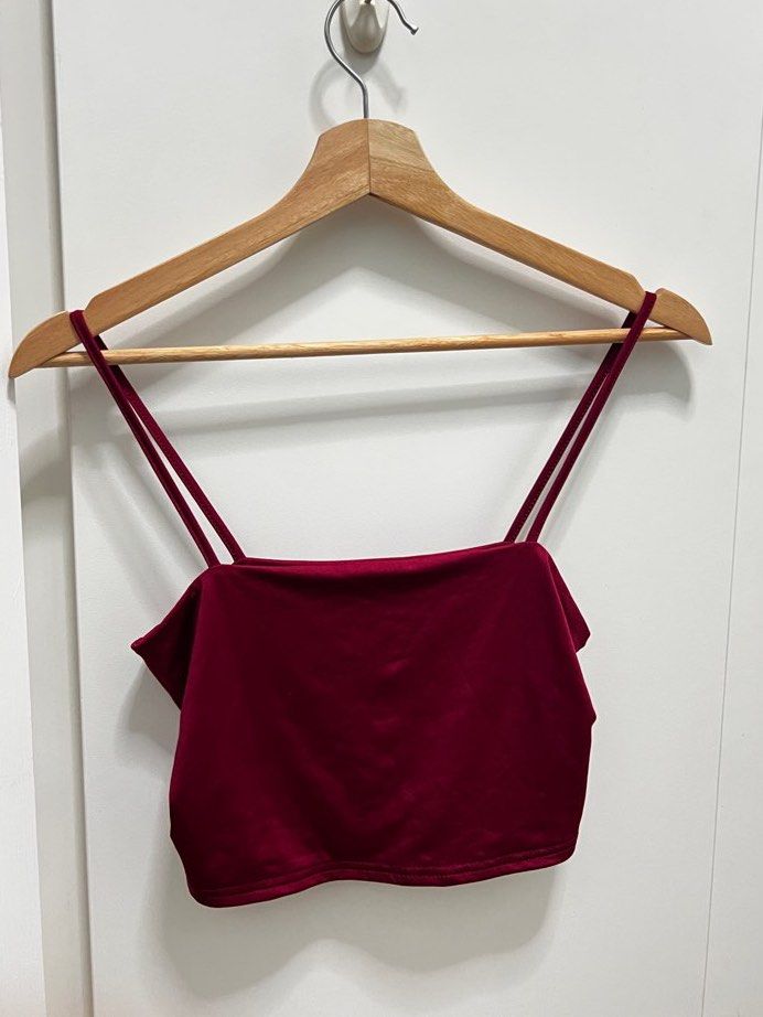 Red spaghetti clearance strap tank top