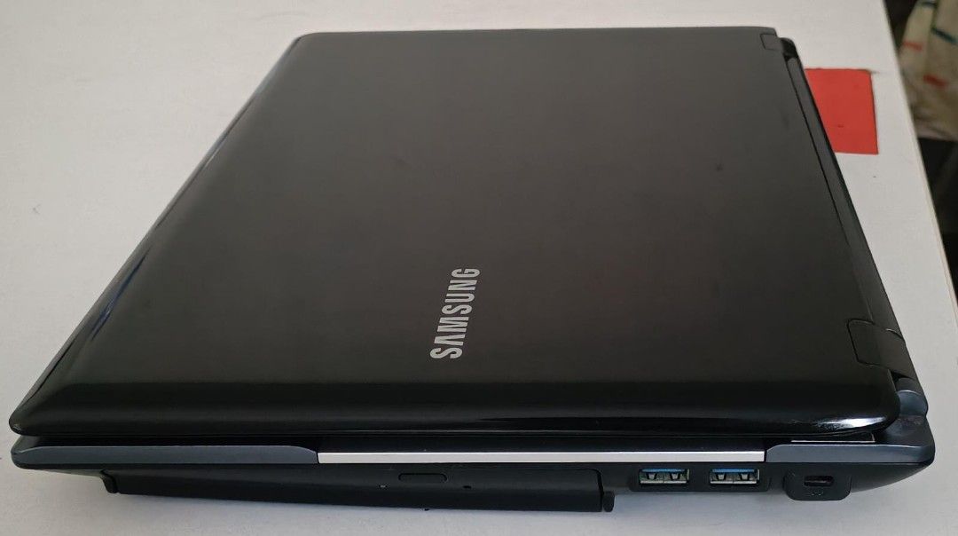 Samsung RF411 Intel Core i7 2nd Gen Ram 8GB HDD 500GB Display 14 ...