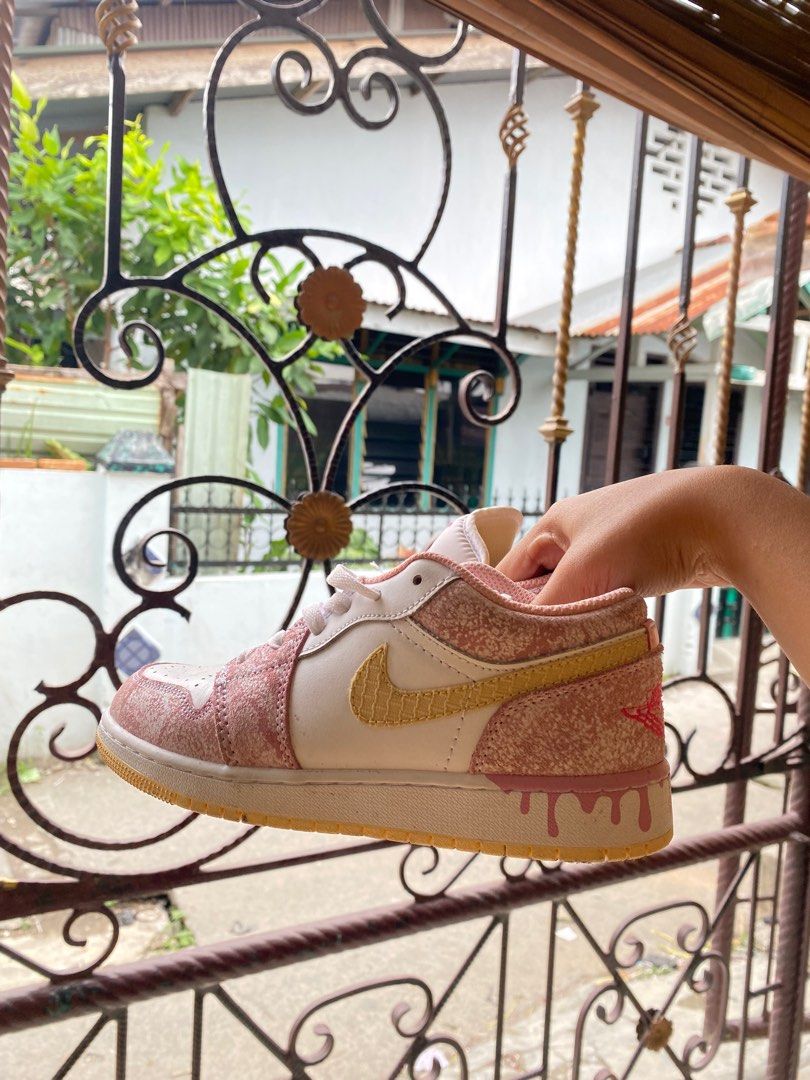 sepatu Air Jordan 1 Low GS Ice Cream Drip on Carousell