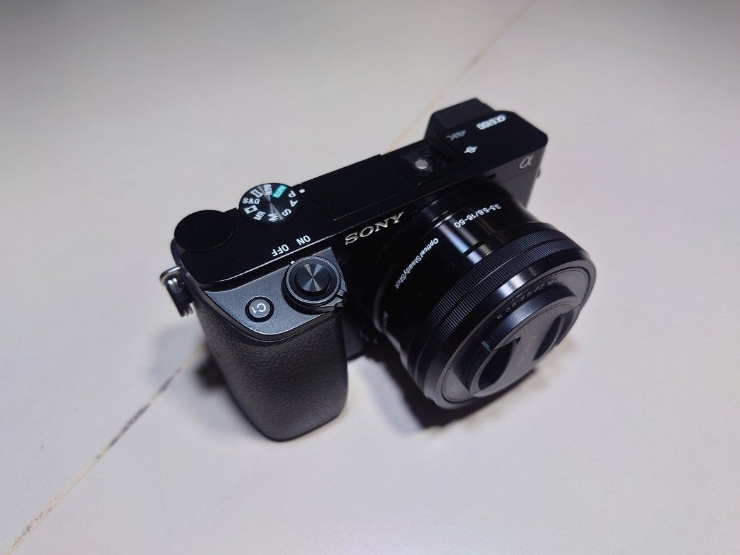 Sony a6100 used no scratch like new, Photography, Cameras on Carousell