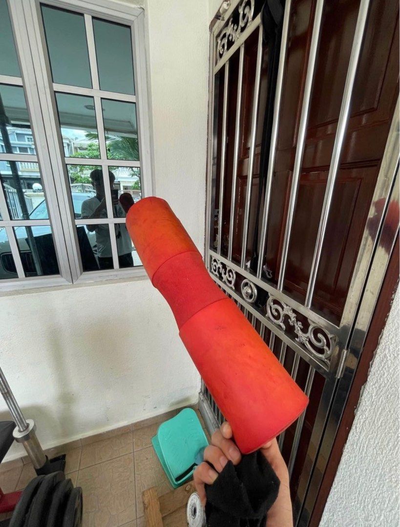 Squat rack (Deadlift, Bench press, Overhead press, Weights, Gym