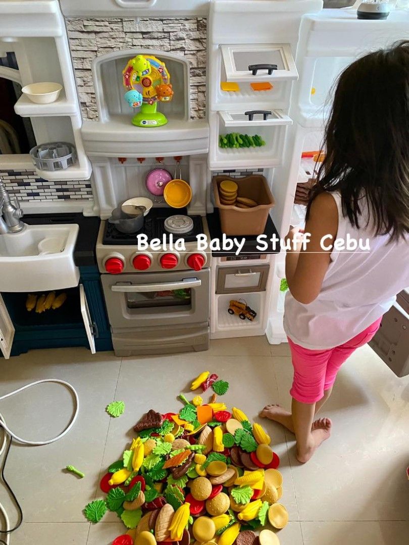 Step2 elegant edge hotsell play kitchen