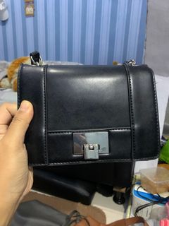(Kategori: ) berada di . Dikirim oleh febrianarin (ID iklan 1242623420, Gambar 1). Deskripsi: .