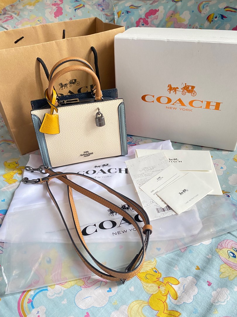 tas coach micro zoe on Carousell