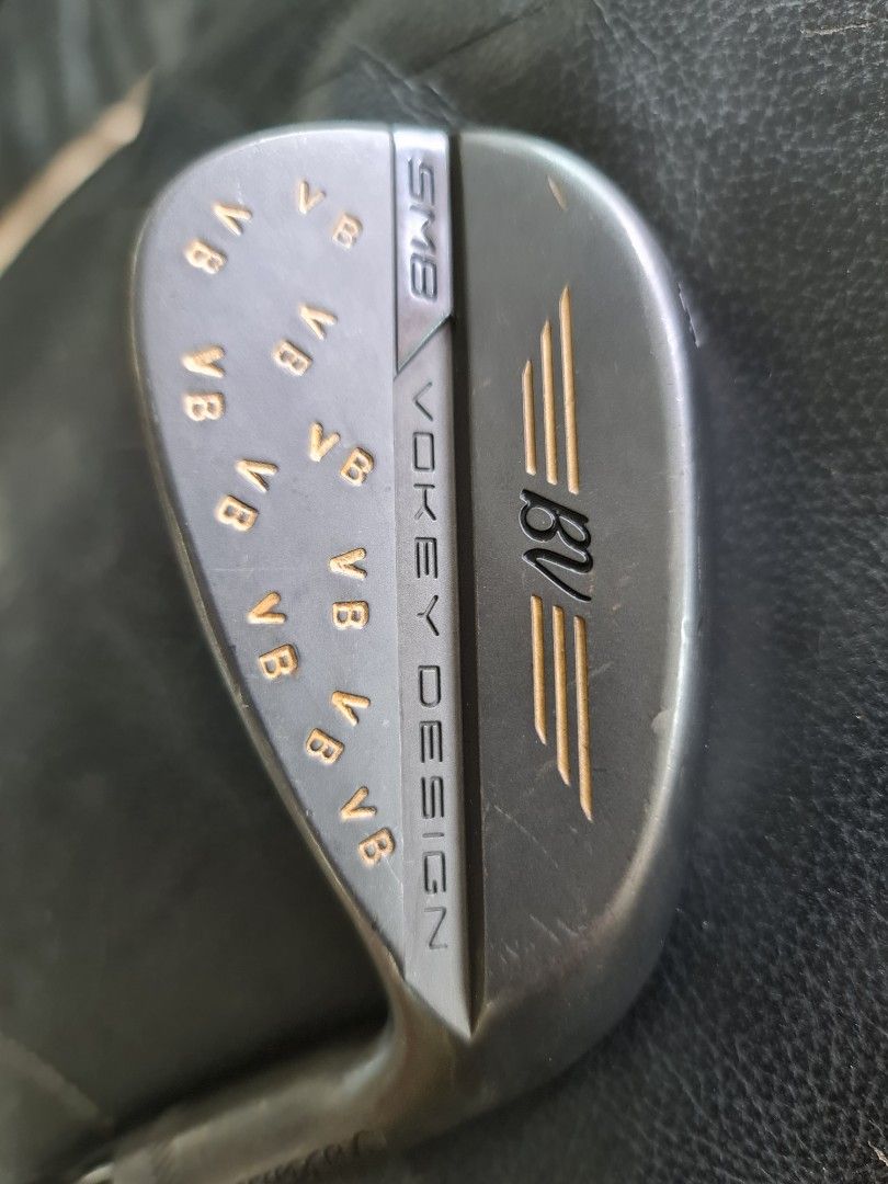 Titleist 46 hotsell degree wedge