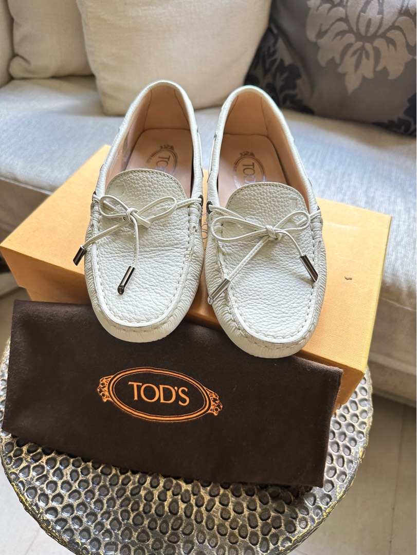 Tods loafers hot sale womens price