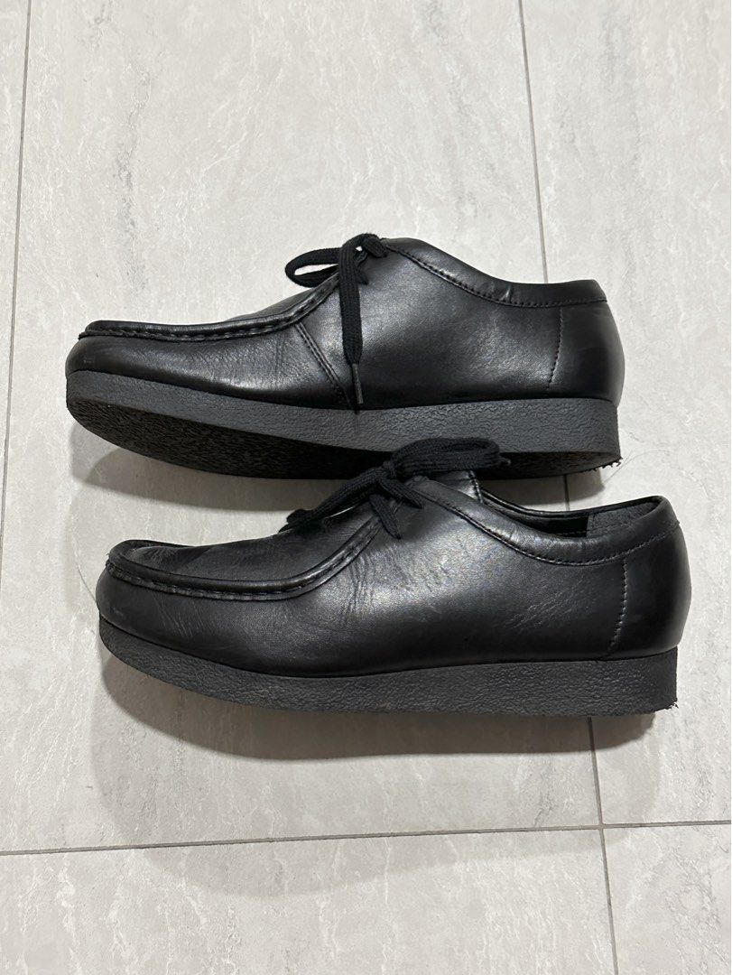 GU Wallabee in black, Men's Fashion, Footwear, Casual shoes on Carousell