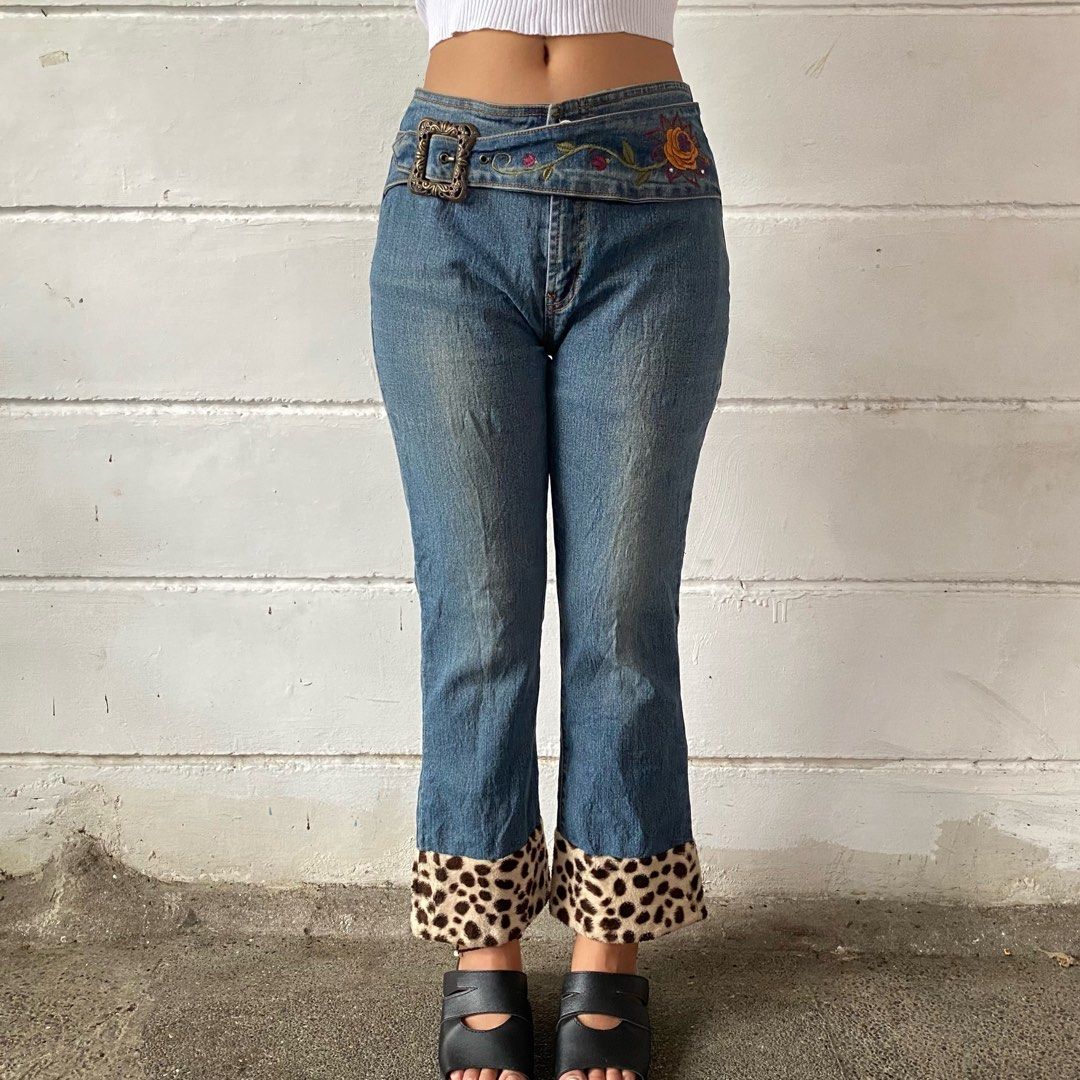 ♡ Y2K FLARE PANTS, Women's Fashion, Bottoms, Jeans on Carousell