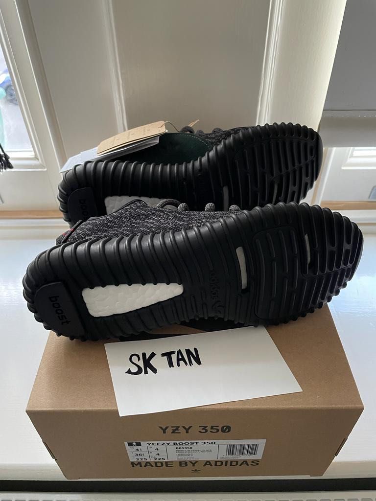 Yeezy pirate black bottom top