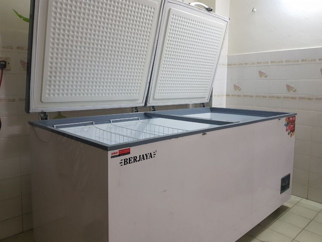 1000L Chest Freezer Berjaya, TV & Home Appliances, Kitchen Appliances