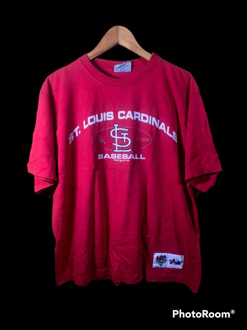 90's Majestic St. Louis Cardinals tshirt, Men's Fashion, Tops & Sets,  Tshirts & Polo Shirts on Carousell