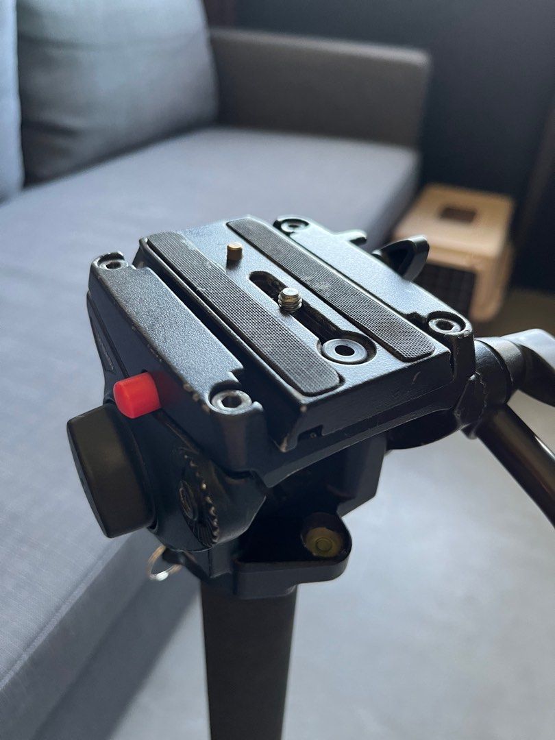 單腳架 with 頭子 / 攝影機 / 攝錄機 / 相機 Manfrotto 561BHDV1 Fluid Video Monopod