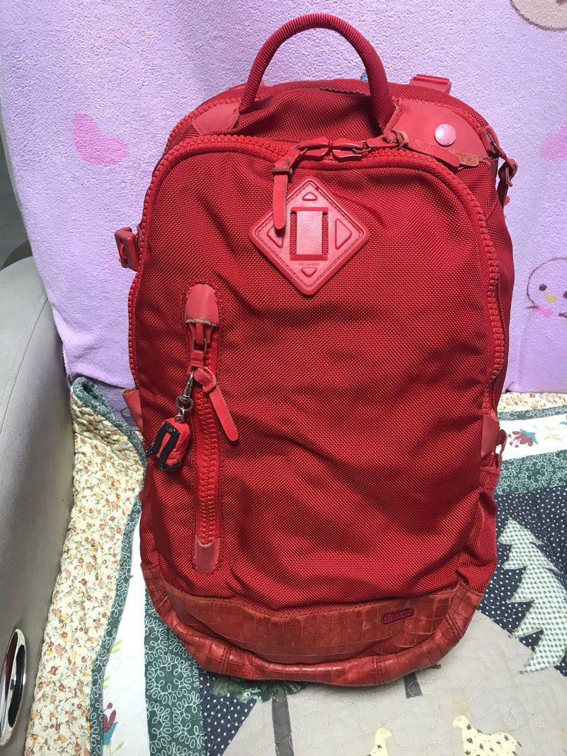 日本 Visvim ballistic 20L 背包 背囊 backpack （分類：背包）位於 Hong Kong。 由 kw_digital_outlet 提交（商品編號 1242839336，圖片 5）。簡介： 80% new 日本 Visvim ballistic 20L 背包 原價3665。