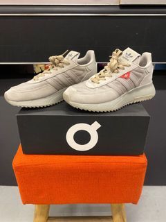 Adidas Retropy F2 