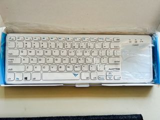 (Category: ) located in . Submitted by retroxinyi (Listing ID 1242893451, Image 1). Description: .