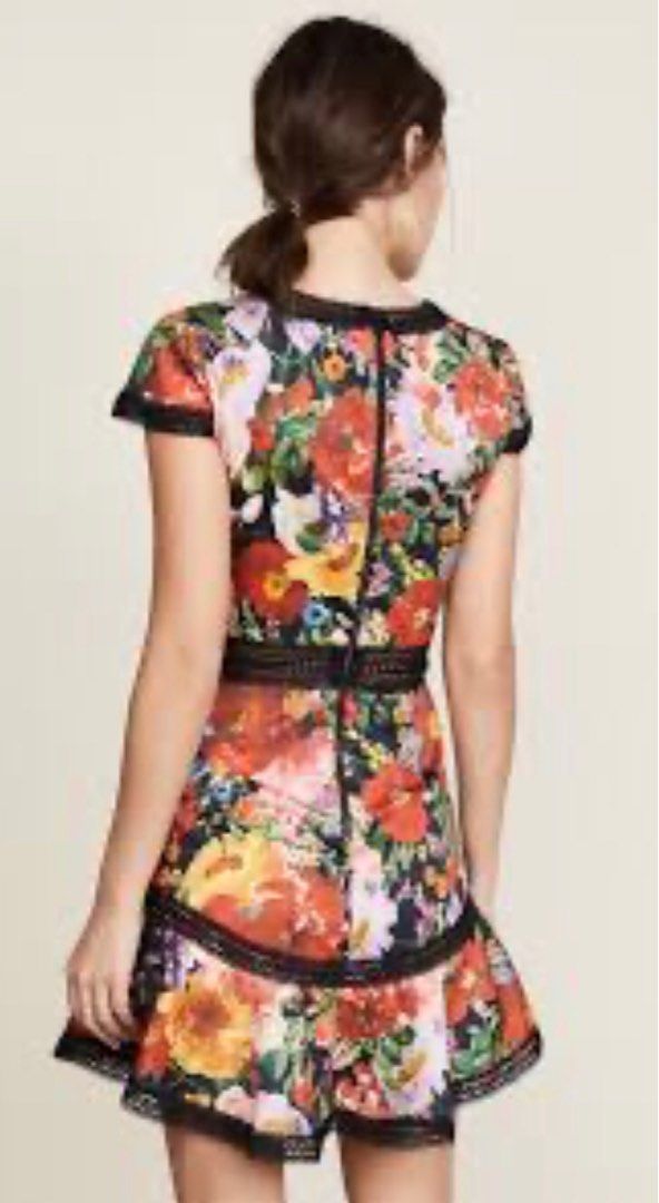 Alice and olivia outlet rapunzel