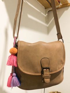 (Kategori: ) berada di . Dikirim oleh rebag.id (ID iklan 1242826311, Gambar 1). Deskripsi: .