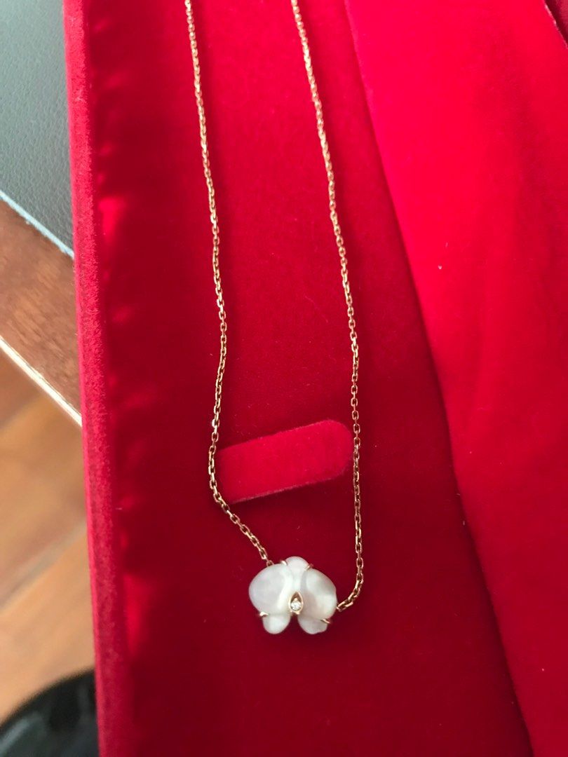 Auth vintage Cartier caresse d orchidees necklace Women s Fashion Jewelry Organizers Necklaces on Carousell