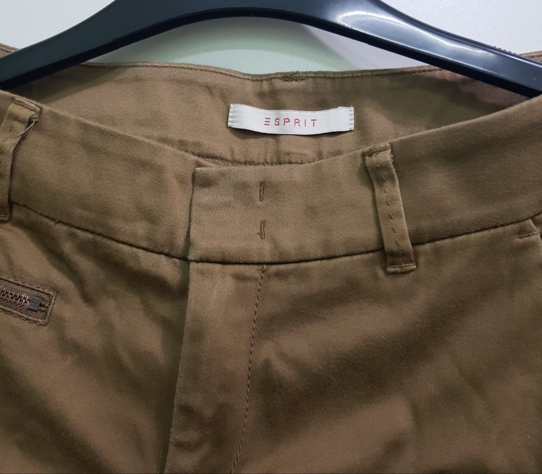 Authentic Giordano/ Plains & Prints and Esprit shorts (Category: Shorts) located in Manila. Submitted by 88888av (Listing ID 1242734958, Image 2). Description: Authentic Giordano/ Esprit /Plains & Prints and Esprit shorts Size 26 inches (small) Prices: Giordano -php130.00 Esprit - php130.00 Plains & prints - php130.00.